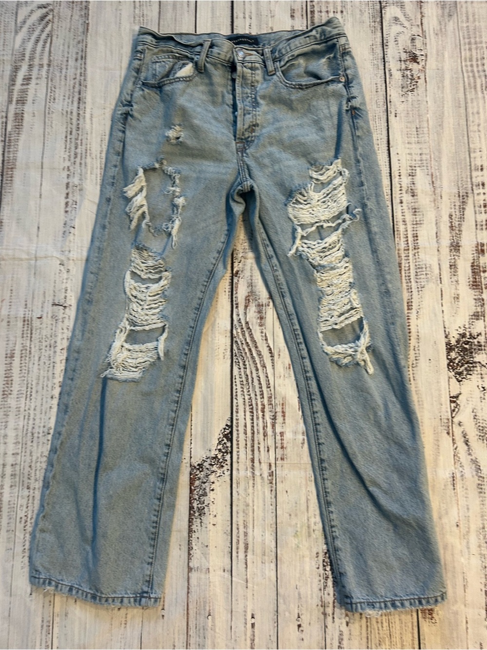 Aeropostale Low Rise Skater Jeans Size 8R Distressed